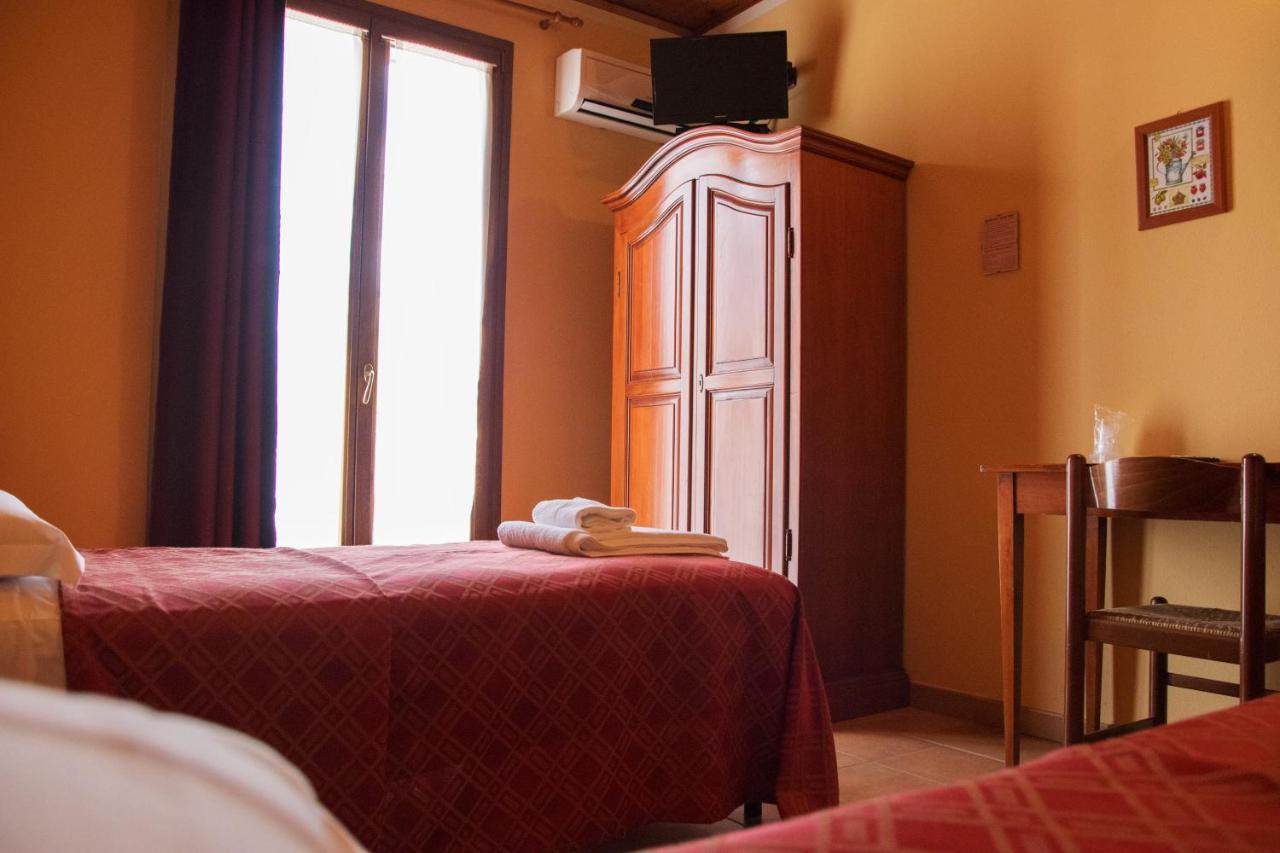 Agriturismo Ai Due Volti Dossobuono Eksteriør bilde