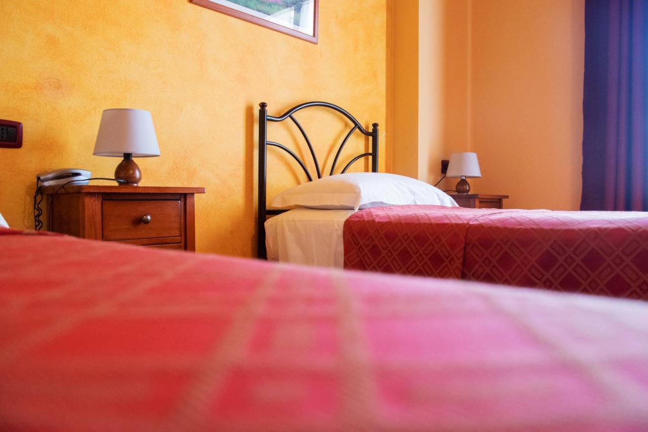 Agriturismo Ai Due Volti Dossobuono Eksteriør bilde