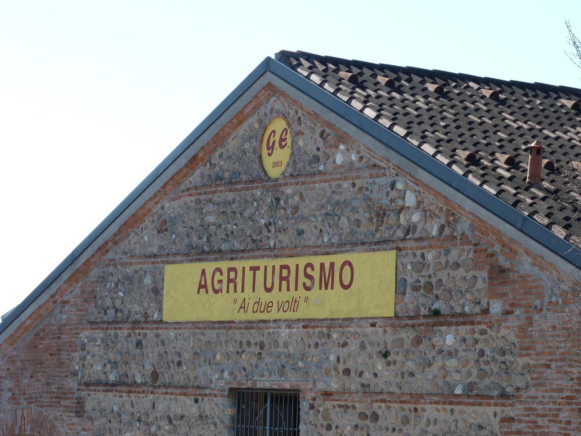 Agriturismo Ai Due Volti Dossobuono Eksteriør bilde