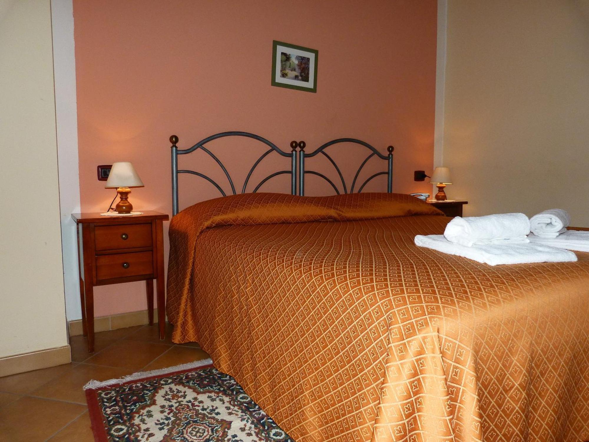 Agriturismo Ai Due Volti Dossobuono Rom bilde