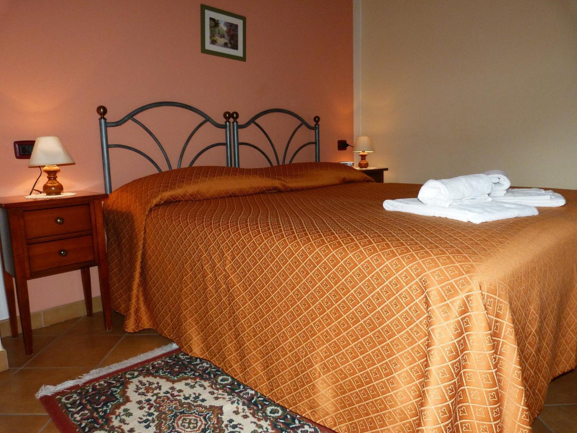 Agriturismo Ai Due Volti Dossobuono Rom bilde