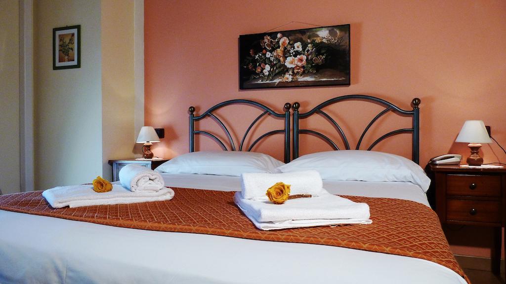 Agriturismo Ai Due Volti Dossobuono Rom bilde