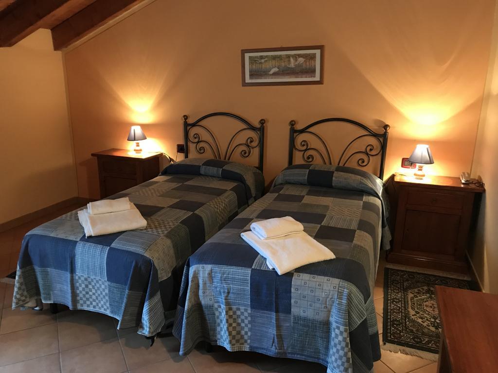 Agriturismo Ai Due Volti Dossobuono Eksteriør bilde